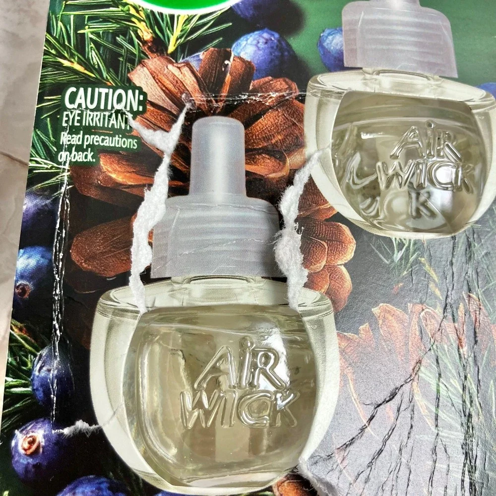 Air Wick Plug In Scented Essential Oil Refills Fresh Pine & Juniper 4 Count